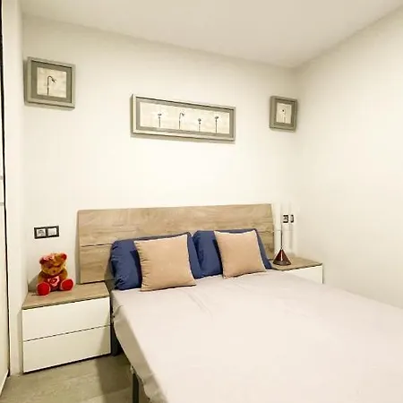 New Apartment, Big Terrace, Great Swimming Pool, Aircon, Playa De San Juan Apartment